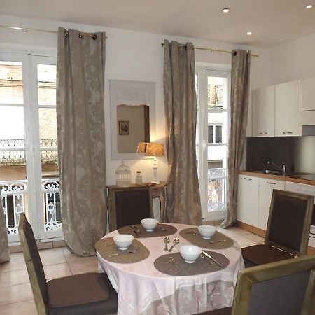 Le Logis De La Cathedrale Apartamento Albi Quarto foto