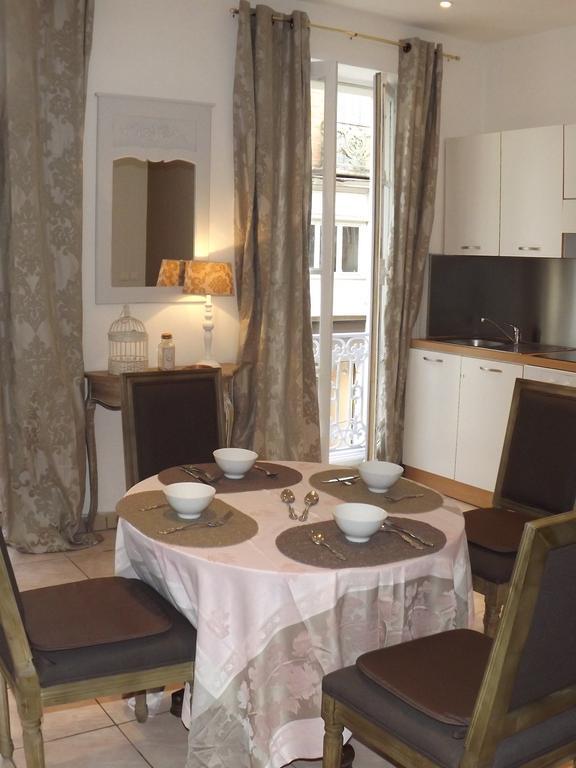 Le Logis De La Cathedrale Apartamento Albi Quarto foto